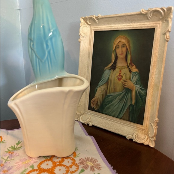 Vintage Mid Century Virgin Mary Ceramic Statue ~ Vase ~ Planter Blue & Gold - Picture 2 of 4